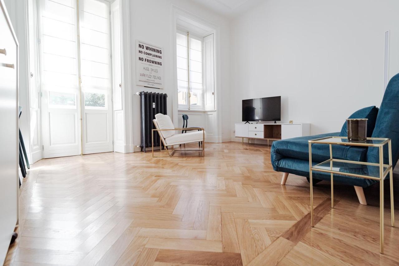 Leopardi21 Apartment มิลาน ภายนอก รูปภาพ